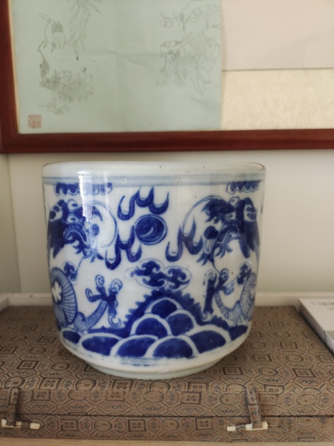 古玩陶瓷清咸豐青花雙龍戲珠紋筒式香爐拍賣，當前價格980元