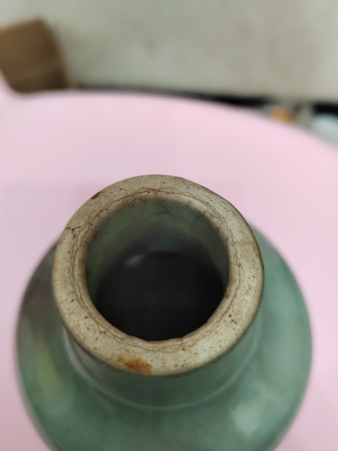 古玩陶瓷乾隆朗綠掛紅斑天球瓶拍賣,當前價格3800元