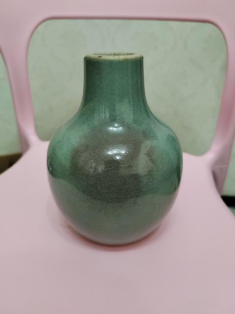 古玩陶瓷乾隆朗綠掛紅斑天球瓶拍賣,當前價格3800元