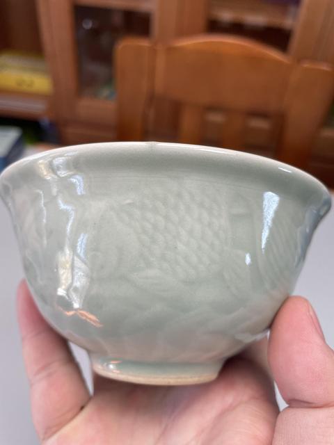 古玩陶瓷創(chuàng)匯·龍泉青釉暗刻魚藻紋碗拍賣,當(dāng)前價(jià)格290元