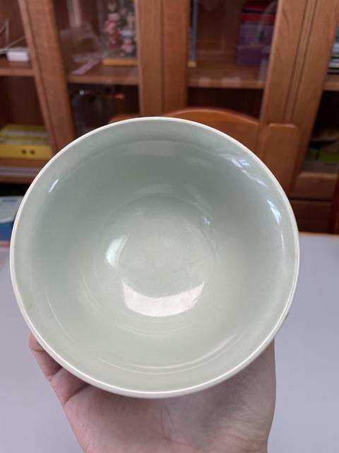 古玩陶瓷創(chuàng)匯·龍泉青釉暗刻魚藻紋碗拍賣,當(dāng)前價(jià)格290元