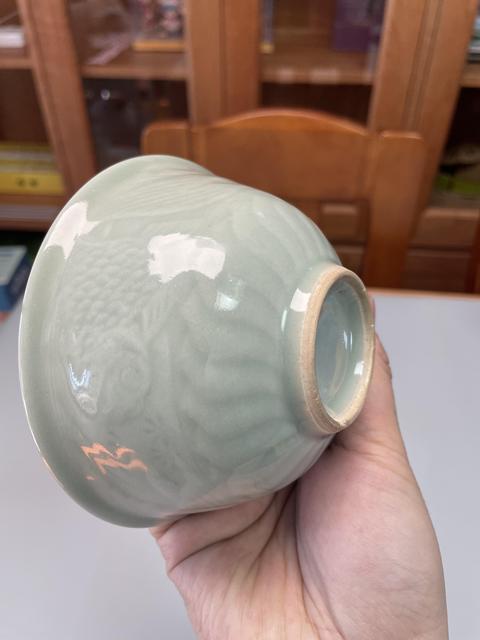 古玩陶瓷創(chuàng)匯·龍泉青釉暗刻魚藻紋碗拍賣,當(dāng)前價(jià)格290元
