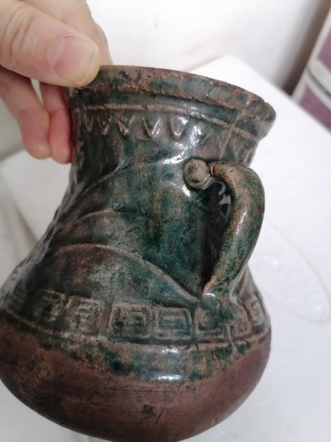 古玩陶瓷明代綠釉印花卉紋三足花澆拍賣,當前價格8500元