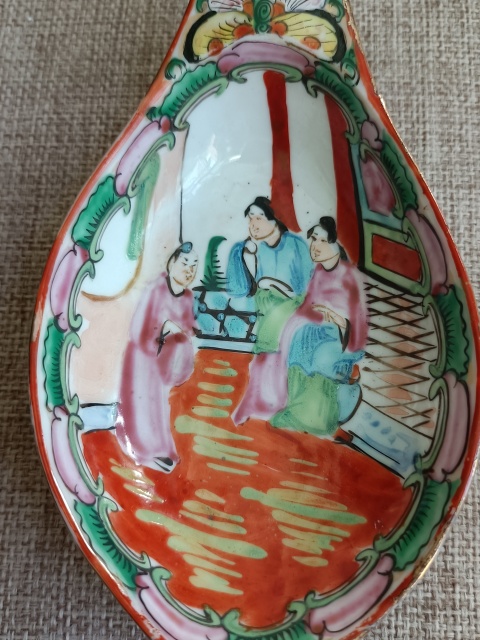 古玩陶瓷廣彩人物紋湯勺拍賣，當前價格599元
