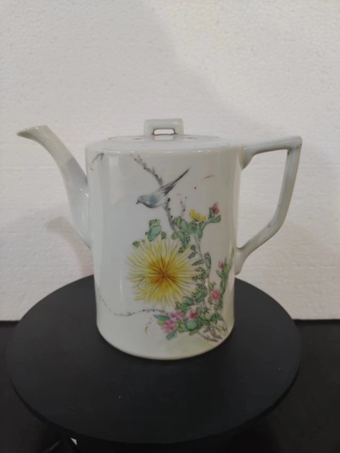 古玩陶瓷仙搓淺絳彩八百春秋紋壺拍賣,當(dāng)前價(jià)格2600元