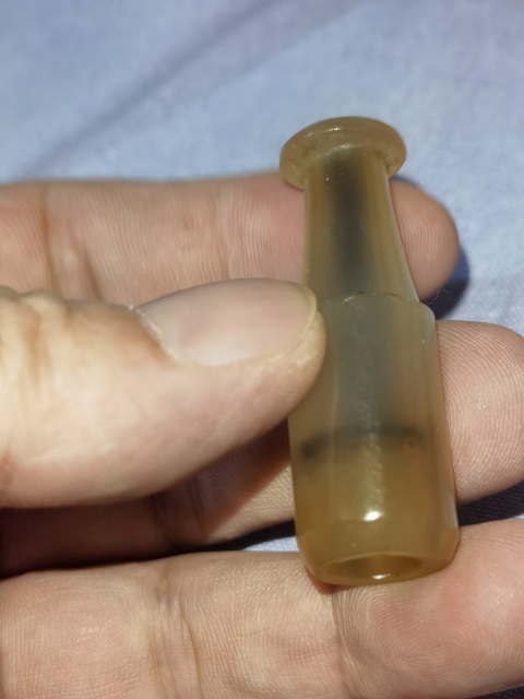 古玩玉器瑪瑙煙嘴拍賣,當前價格1000元