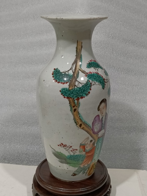 古玩陶瓷粉彩人物瓶拍賣,當前價格1980元