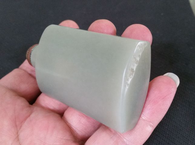古玩玉器新疆和田玉籽料鼻煙壺拍賣,當(dāng)前價格2999元