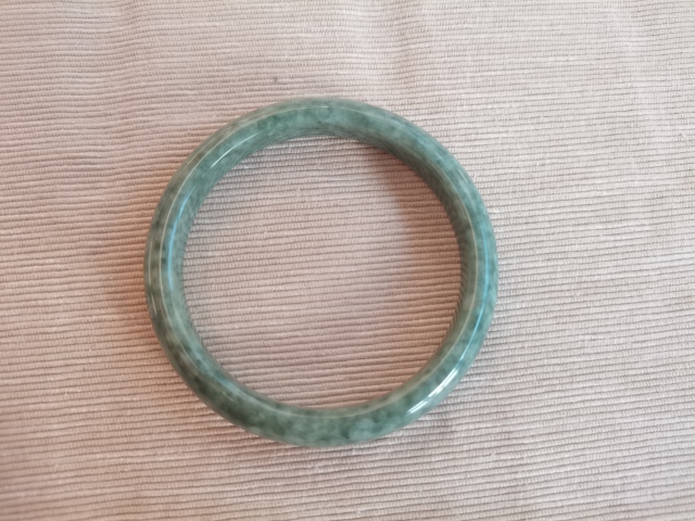 古玩玉器天然翡翠素紋手鐲拍賣，當前價格96元