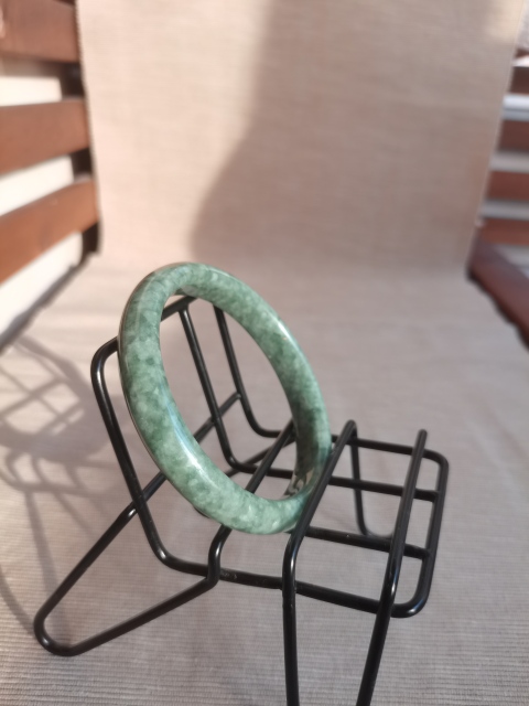古玩玉器天然翡翠素紋手鐲拍賣，當前價格96元