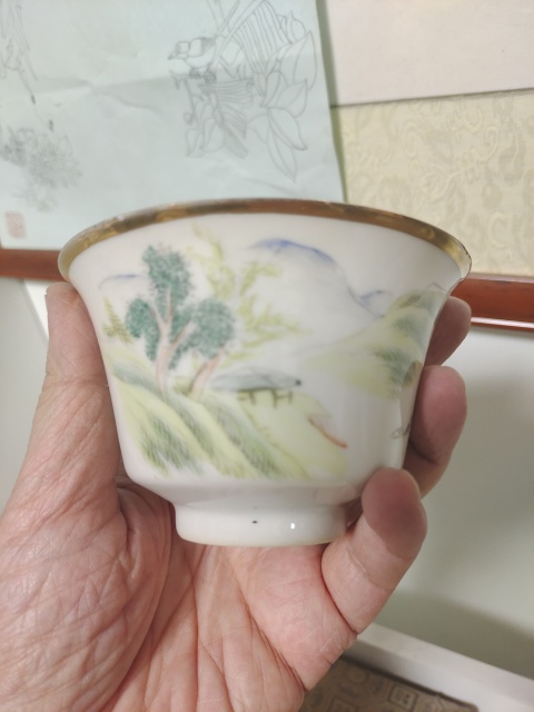 古玩陶瓷民國淺降彩山水樓閣蓋碗一套拍賣,當(dāng)前價(jià)格2200元