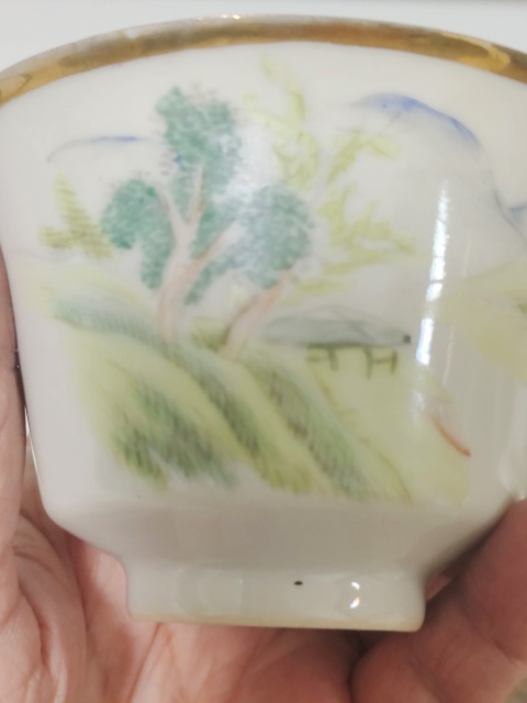 古玩陶瓷民國淺降彩山水樓閣蓋碗一套拍賣,當(dāng)前價(jià)格2200元