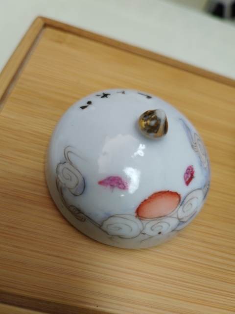 古玩陶瓷天女散花粉彩蓋缸拍賣,當(dāng)前價格680元