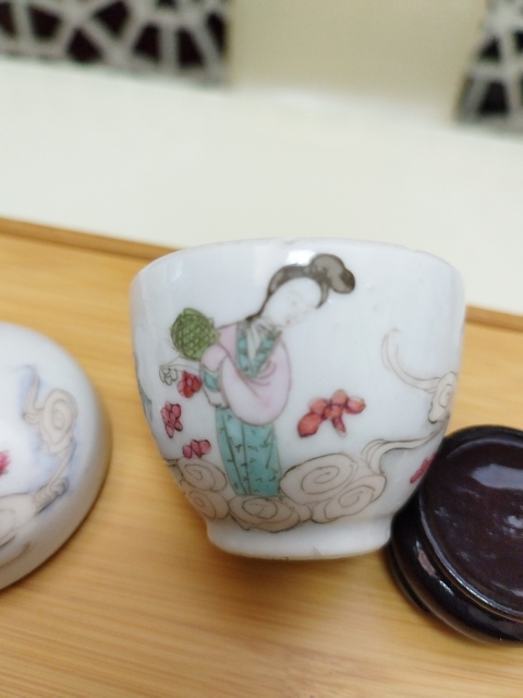 古玩陶瓷天女散花粉彩蓋缸拍賣,當(dāng)前價格680元