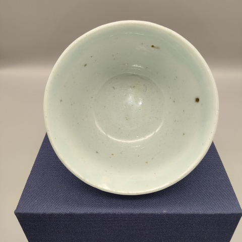 古玩陶瓷實物保真清中期，嘉道豆青釉主人杯拍賣，當前價格299元