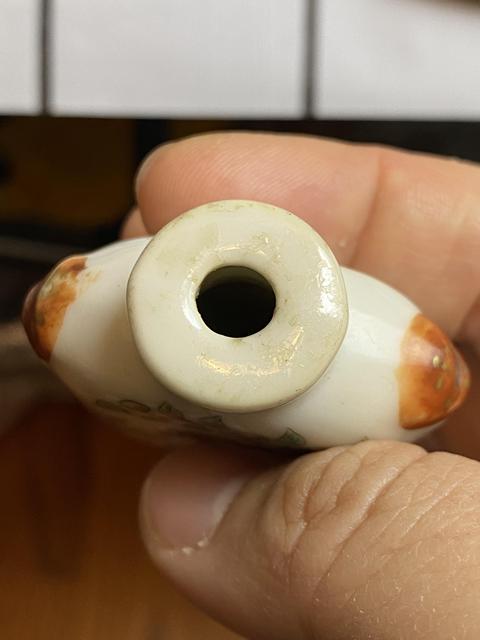 古玩陶瓷花鳥紋粉彩鼻煙壺拍賣,當前價格800元