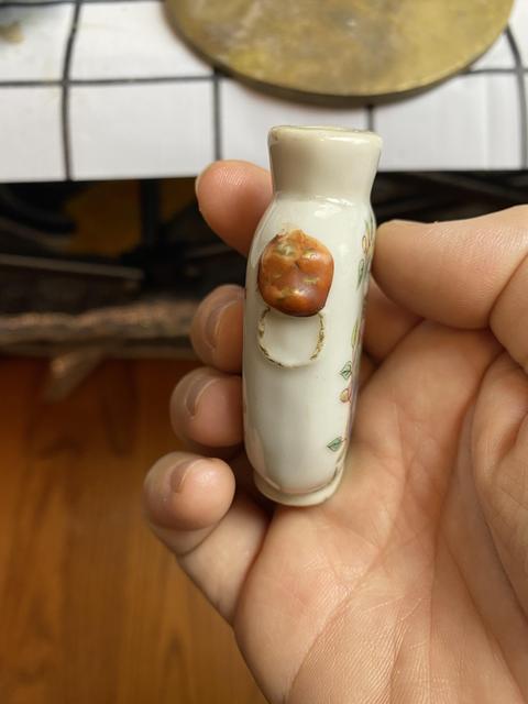 古玩陶瓷花鳥紋粉彩鼻煙壺拍賣,當前價格800元