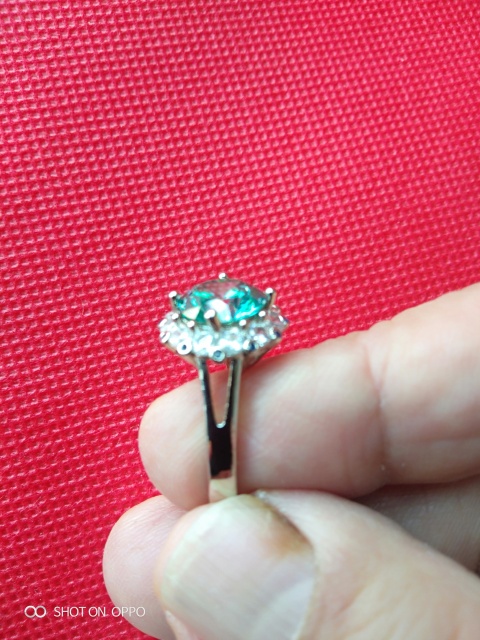 古玩玉器莫桑鉆戒指拍賣,當前價格265元