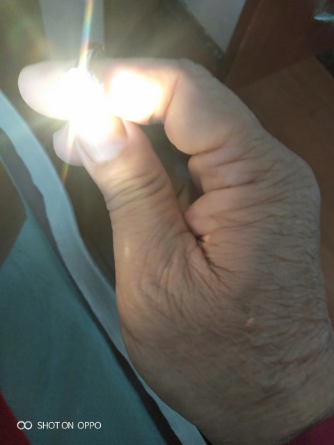 古玩玉器莫桑鉆戒指拍賣,當前價格265元