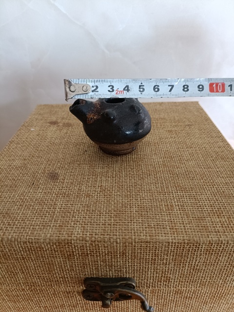 古玩陶瓷清早期文房紫金釉水滴拍賣,當前價格198元