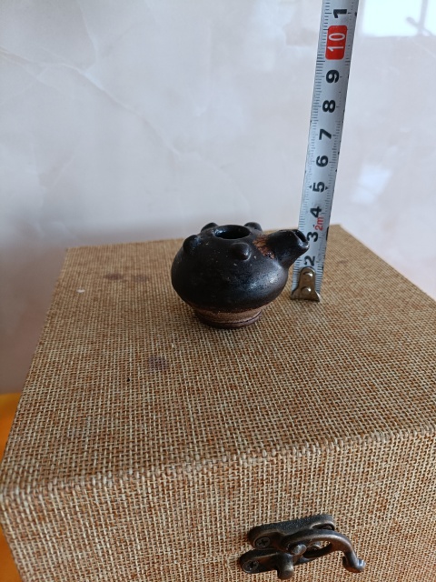 古玩陶瓷清早期文房紫金釉水滴拍賣,當前價格198元