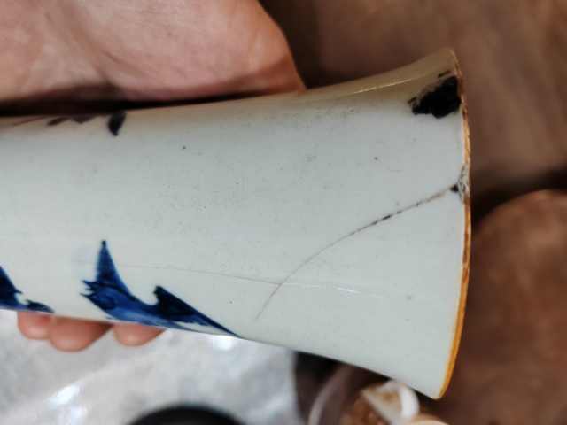 古玩陶瓷清順治青花竹石比翼紋花觚拍賣，當前價格12000元