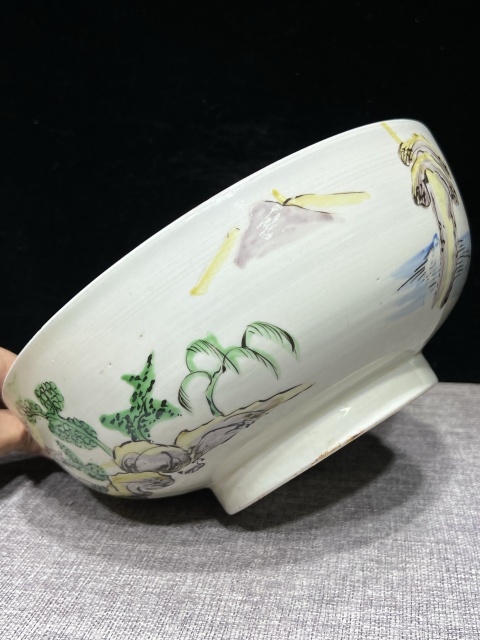 古玩陶瓷大清乾隆年製官窯款五彩山水花鳥紋墩式大碗拍賣,當前價格2200元