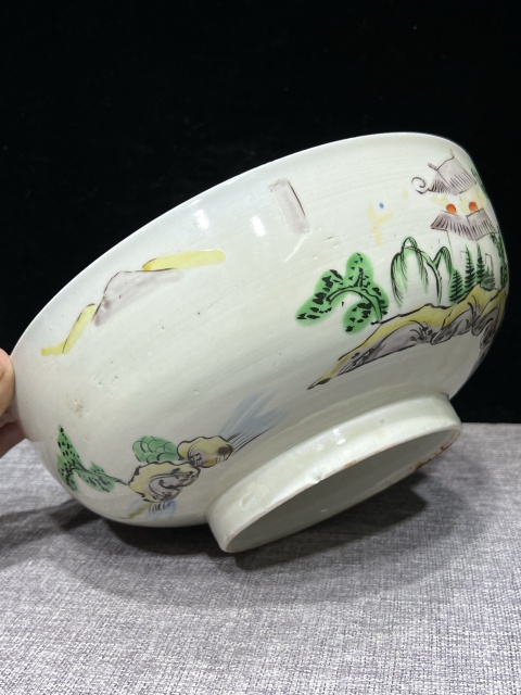 古玩陶瓷大清乾隆年製官窯款五彩山水花鳥紋墩式大碗拍賣,當前價格2200元