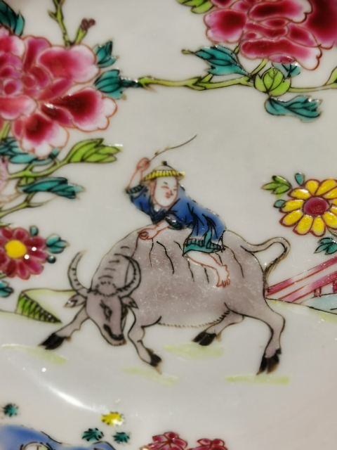 古玩陶瓷清·雍正/粉彩人物紋盤拍賣，當前價格8800元