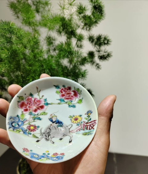 古玩陶瓷清·雍正/粉彩人物紋盤拍賣，當前價格8800元