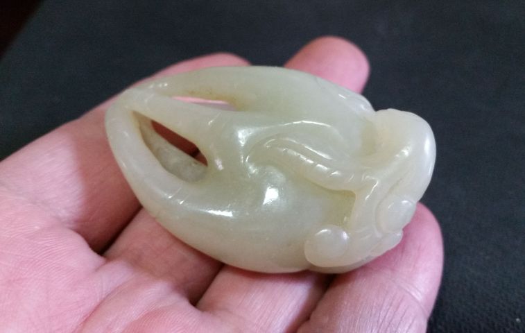 古玩玉器和田青白玉佛手拍賣,當前價格680元