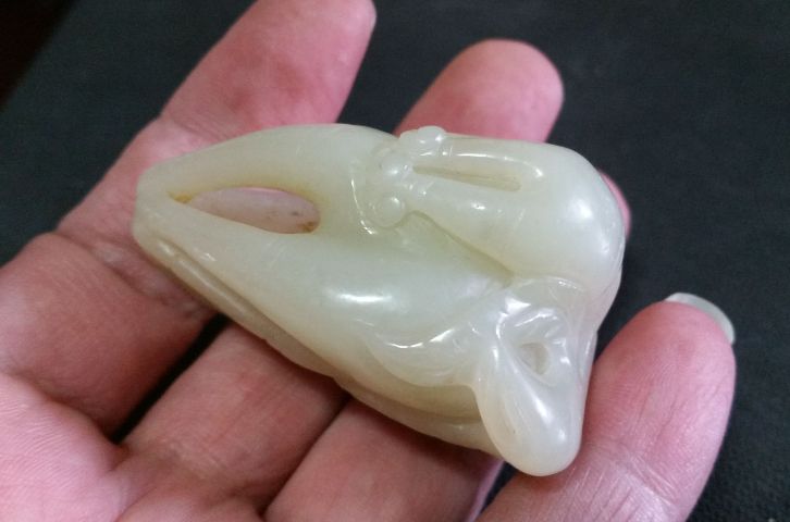 古玩玉器和田青白玉佛手拍賣,當前價格680元