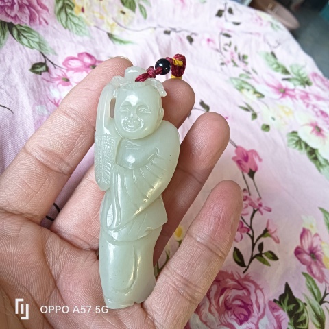 古玩玉器和田玉雕“提籃童子”拍賣，當前價格360元