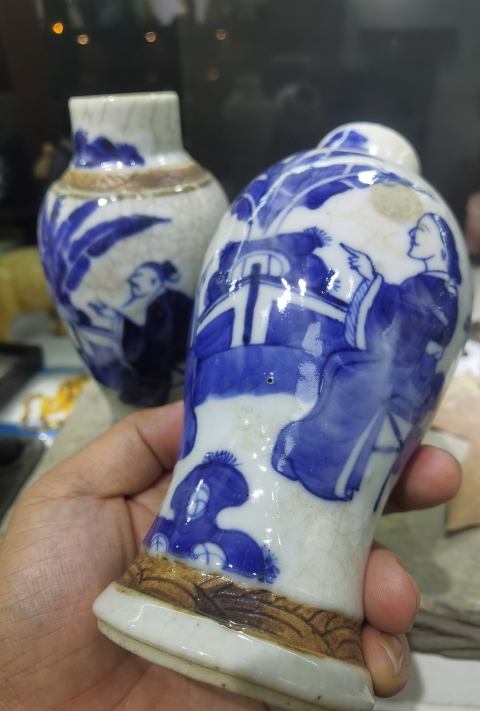 古玩陶瓷青花人物瓶拍賣,當前價格3888元