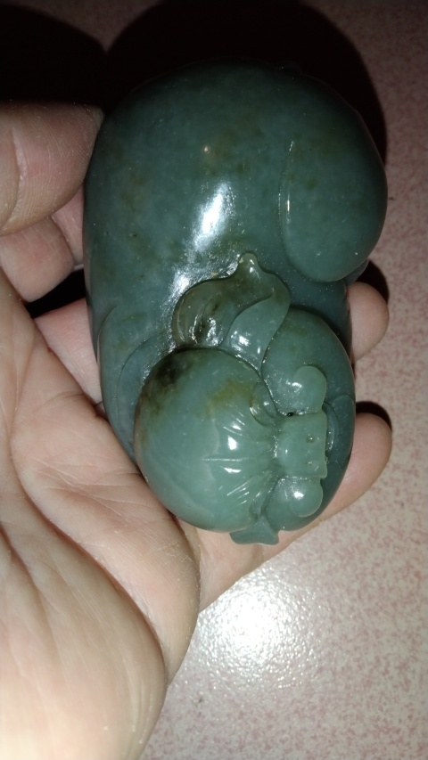 古玩玉器和田青玉圓雕發財豬把件拍賣,當前價格780元