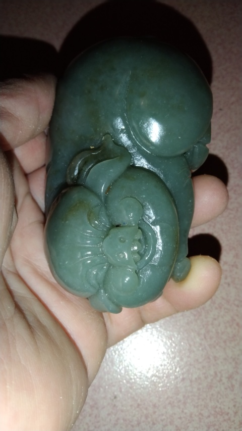 古玩玉器和田青玉圓雕發財豬把件拍賣,當前價格780元