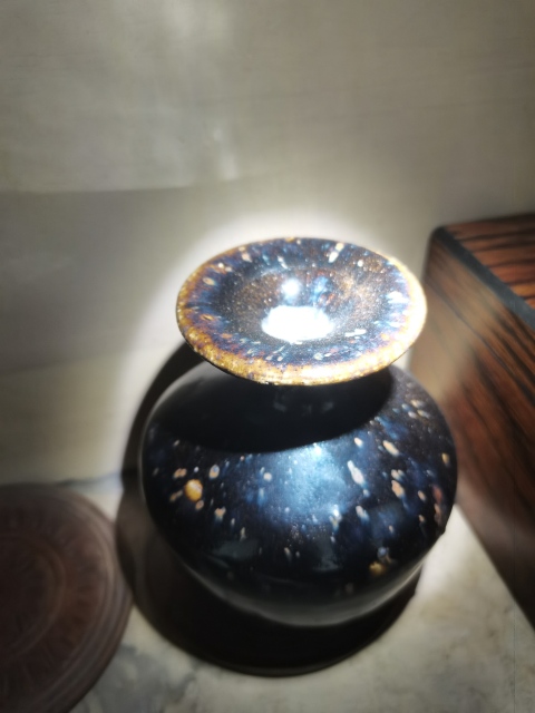 古玩陶瓷山西窯磁州窯窯變石榴尊口瓶最后兩張圖片物以稀為貴。拍賣(mài),當(dāng)前價(jià)格133333元
