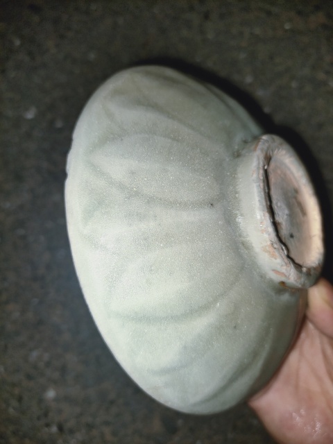 古玩陶瓷宋龍泉窯蓮瓣洗拍賣,當(dāng)前價(jià)格1200元