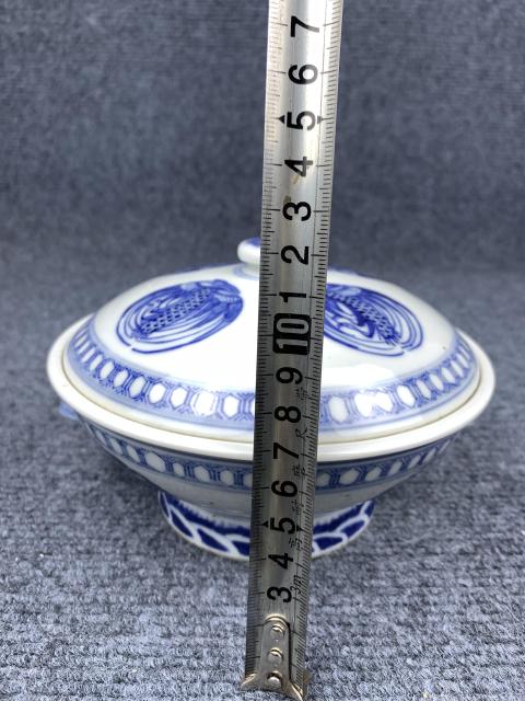 古玩陶瓷青花團(tuán)龍紋蓋鍋拍賣(mài)，當(dāng)前價(jià)格2588元