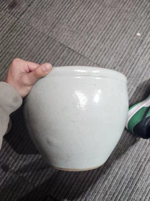 古玩陶瓷清中期青釉案缸拍賣，當前價格3800元