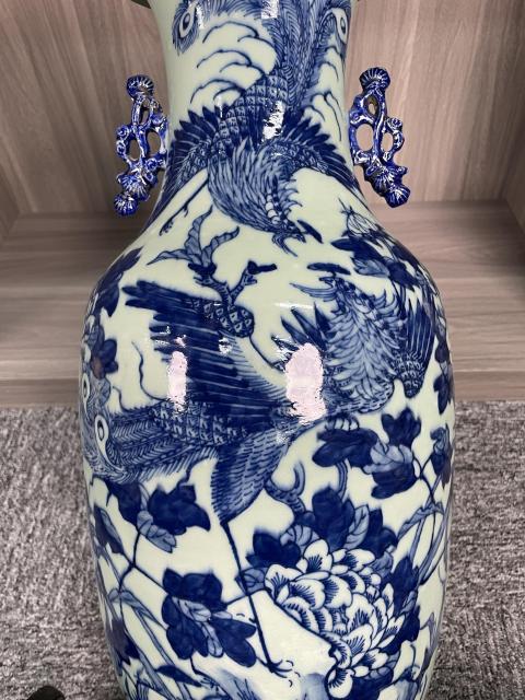 古玩陶瓷清中期 冬青釉青花鸞鳳和鳴紋大賞瓶拍賣，當前價格3800元