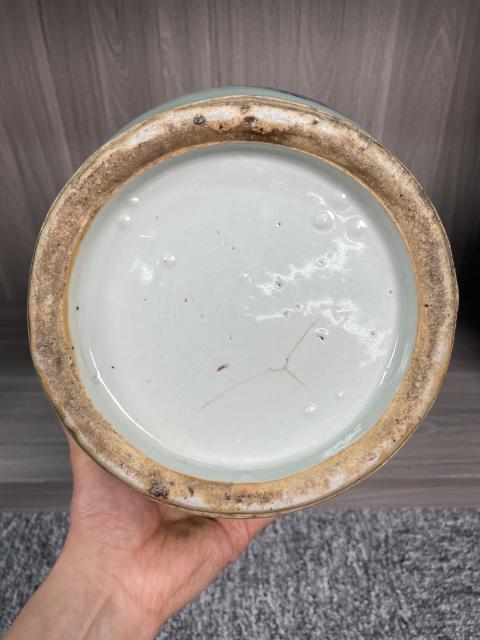 古玩陶瓷清中期 冬青釉青花鸞鳳和鳴紋大賞瓶拍賣，當前價格3800元