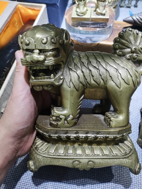古玩銅器銅獅一對拍賣,當前價格55000元