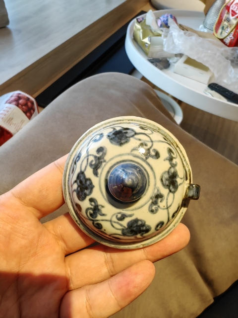 古玩陶瓷明代空白期到頭鳳穿花青花罐拍賣，當(dāng)前價(jià)格12000元