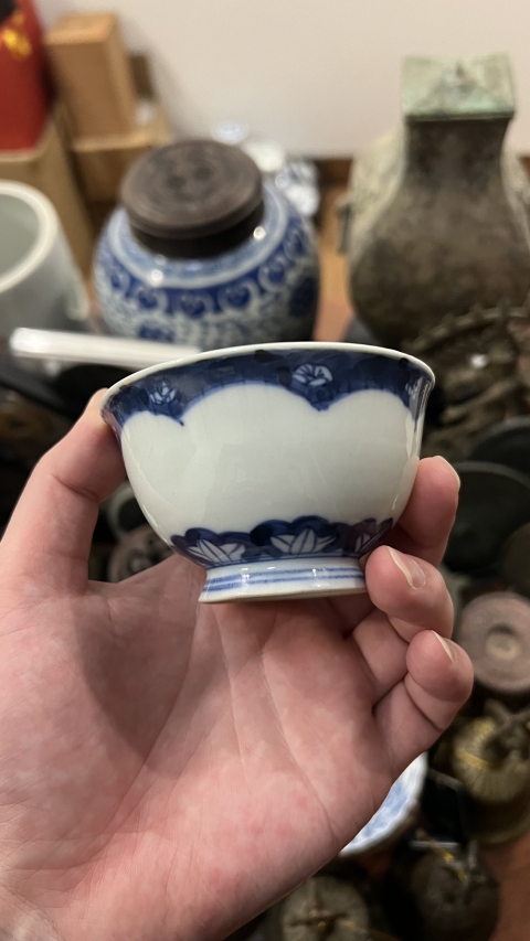 古玩陶瓷清代青花杯拍賣(mài)，當(dāng)前價(jià)格299元