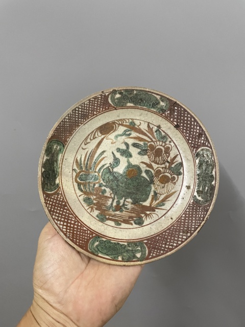 古玩陶瓷紅綠彩一路連科紋折沿盤拍賣,當(dāng)前價(jià)格9600元