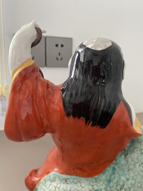 古玩陶瓷民國劉海戲金蟾粉彩塑像拍賣，當前價格1000元