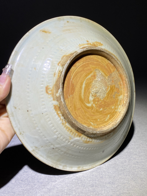 古玩陶瓷（挑刀紋）遠福興記款青白釉盤拍賣，當前價格0元