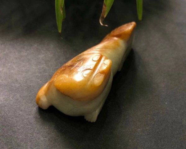 古玩玉器清中期黃翡翠獅子拍賣，當前價格19000元