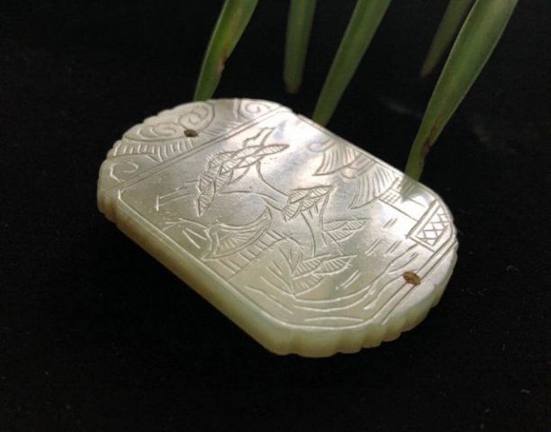 古玩玉器清代和田玉山水樓臺玉牌子拍賣，當前價格8000元